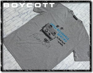 ★BOYCOTT　ボイコット　プリント入りVネックTシャツ　グレー★