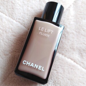 匿名配送 送料無料 未使用 CHANEL シャネル ル リフト フリュイド 乳液 化粧水 美容液 コスメ 