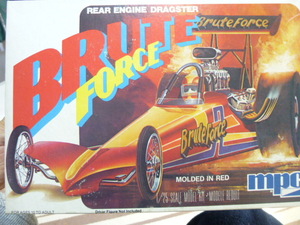 未組立 希少 トップフューエル ドラッグスター ブルートフォース Top Fuel Dragster Brute Force 1980年製造 リアエンジン