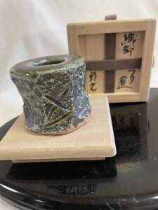 逸品　茶道具 寺垣外窯　杉本貞光造　織部　蓋置フタ置　●幅5.5cm高さ4.5cm 未使用 共箱　保証　　大徳寺立花大亀老師