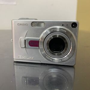 011584.EX-Z50. CASIO EXILIM コンパクトデジタルカメラ.簡易動作確認済み.ジャンク