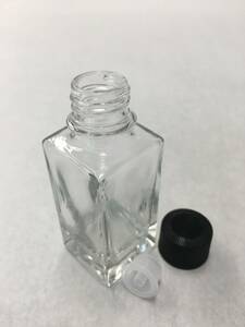 ★送料込み★ 特価 １０本セット 新品 角形 透明瓶 ドロッパー 容器 30ml アロマ エッセンシャルオイル キャリアオイル コスメ。