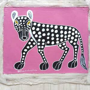 ●アフリカ 絵画『 A Cheetah in pink 』ティンガティンガ by Martina.E.S.Tingatinga 30*40cm