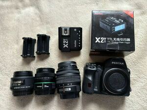 【レンス3本セット】PENTAX K-30 黒死病用対策済 、GODOX X2T、FA50、DA35 AL、18-55、単三使用可能