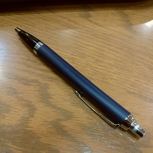 パーカー　ボールペン　新しめ　紺色