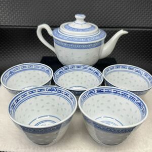中国『景徳鎮製』花紋　煎茶碗　急須　茶杯　煎茶道具　中国茶器　青華　唐物　6枚 セット