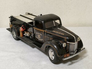 ハーレーダビットソン　ファイヤートラック　ダイキャスト　HARLEY-DAVIDSON FORD FIRE TRUCK　全長41cm　消防車　現状品