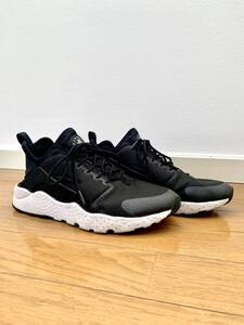 NIKE エアハラチ AIR HUARACHE 軽量 ナイキ スニーカー ブラック 黒