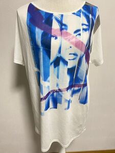 アルマーニジーンズARMANI JEANS 36 トップス半袖新品未使用　夏オシャレTシャツ