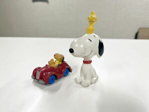 スヌーピー PVC 人形　置物　ミニチュア snoopy フィギュア　ダイキャスト　ピーナッツ