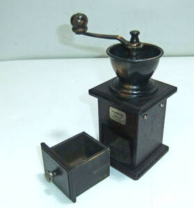 おすすめ商品◎HARIO ハリオ アウトドア コーヒーミル 国産 Coffee Mill 手動 【動作確認済】中古品