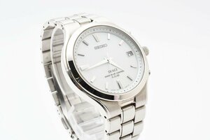 箱入り セイコー ドルチェ デイト ラウンド シルバー 7B22-0AK0 ソーラー メンズ 腕時計 SEIKO