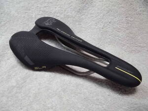 訳あり　美品　セライタリア Selle Italia SLR Boost Ti316 Superflow TDF