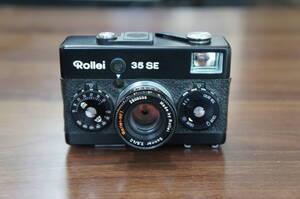 ローライ（Rollei）35SE ブラック