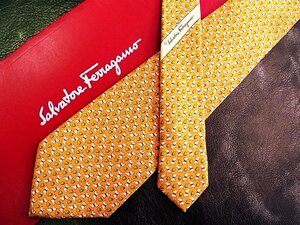 ★並品★4R01629【Ferragamo】フェラガモ「犬 いぬ 動物 ハート 柄」ネクタイ