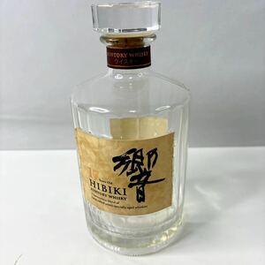 響 17年 空瓶 サントリー HIBIKI ウイスキー (879)
