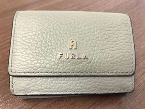 フルラ　ＦＵＲＬＡ　三つ折り　財布