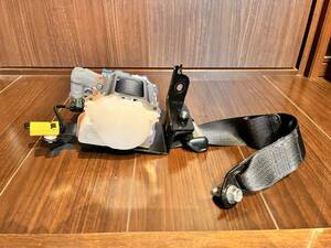 スバルフォレスターシートベルト(Buckle NO B630)R RH Subaru Forester Seat Belt