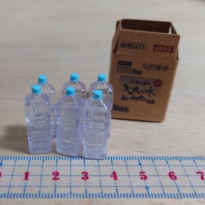 カプセルトイ◆ペットボトルお水(ラベルレス)　　ミニチュア◆