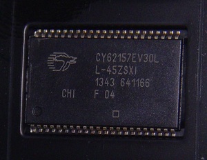 48S415【未開封・動作未確認】CYPRESS CY62157EV30LL-45ZSXI 8Mbit(512k×16)　5個セット