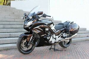 FJR1300SA/A(13～）白バイスタイルレプリカバンパーセット!!!