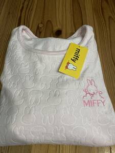 新品即決送料無料♪miffyミッフィー 総柄シルエット長袖フリースあったかストレッチインナー　なめらか　Mサイズ 中桃　完売品