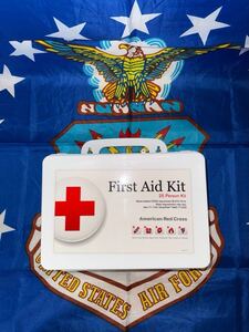 中古美品　FIRST AID KIT 25 PERSON KIT AMERICAN RED CROSS製