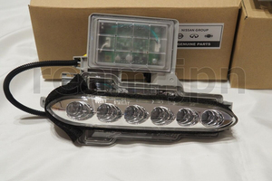 新品未使用 日産純正 35 GT-R GTR LED フォグランプ デイライト 右 運転席側 NISSAN GENUINE R35 RIGHT LED FOG DAY LAMP ASSY SET JDM 