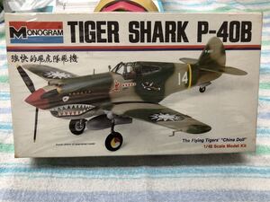 未開封 TIGER SHARK P-40B 1/48 モノグラム 