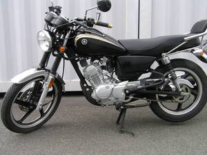 ヤマハ　YB125SP　黒　9378ｋｍ プチカスタム　京都より