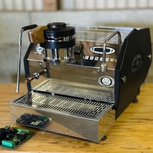 【ジャンク】 LA MARZOCCO GS3 MP 本体のみ 水道直結　エスプレッソマシン