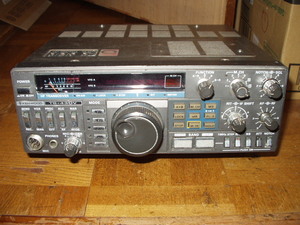 KENWOOD TS-430V HF TRANSCEIVER