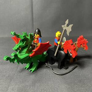  LEGO/レゴ 城 グリーン ドラゴン 馬 ミニフィグ 武器 6056