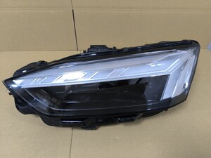 美品　破損無　点灯◯　希少　アウディ A5 LED ヘッドライト 左側　左　純正　 F5 8W6.941.039 .A　Y18