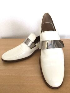 サイズ7 1/2【SALVATORE FERRAGAMO /サルヴァトーレ・フェラガモ】エナメルシューズ　24.5㎝