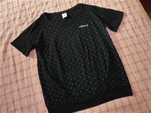 ★アディダス ネオ adidas NEO　★サイズM　ドット柄　黒色　ロゴ刺繍付 Tシャツ 