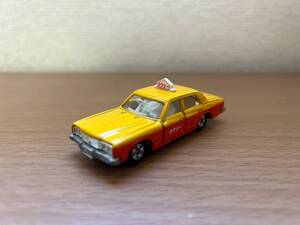 トミカ トヨタ クラウン タクシー 中国製　tomica TOYOTA CROWN TAXI