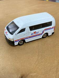 【送料込】トミカ ゆうパック　TOYOTA HIACE