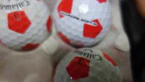 CHROME SOFT 2022年 TRUVIS レッド　7個　Callaway キャロウェイ クロムソフト　トゥルービス 赤　2