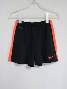 ナイキ NIKE ハーフ パンツ ジュニアS 130-140cm サッカー フットサル ショーツ 短パン キッズ 子供 黒 ブラック