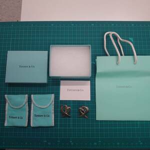 ＃3497E【訳アリ　TIFFANY/ティファニー　925刻印　SILVER/シルバー　ピアス　両耳　ハート　総重量約12.5ｇ　箱/袋あり　紙袋付】