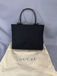 GUCCI グッチ　ナイロン　スクエア　ハンドバッグ　黒