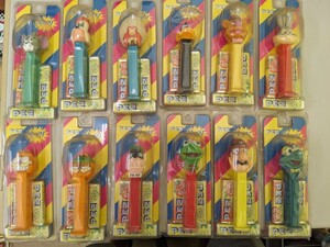 新品未開封 PEZ ペッツ バックスバニー ガーフィールド ジェリー カーミット 12種セット 