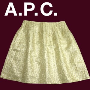 A.P.C. /アーペーセー レディース ミニスカート 総柄 フレアスカート ゴールド Mサイズ 薄手 春夏服 I-4286