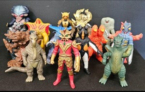 ウルトラ怪獣ソフビリペイント　ミニソフビセット