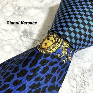 1円　ジャンニヴェルサーチ　激レア Gianni Versace ネクタイ シルク100％ 入手困難　絹　青　メデューサ　ネイビー　金　レオパード柄