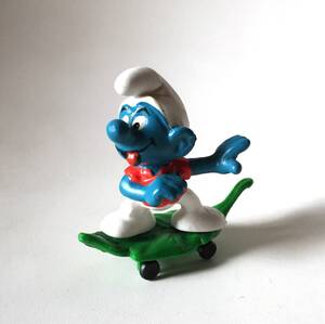 ◆ビンテージ スケートするSmurf スマーフ PVC 人形 78年製 スケートボード 