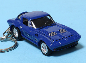 ★☆Chevrolet Corvette Stingray☆シボレー コルベット スティングレイ☆2代目 C2型☆1963☆ミニカー☆キーホルダー・アクセサリー☆★