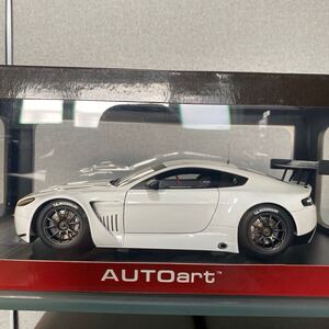 アストンマーチン V12 ヴァンテージ GT3 2013 （ホワイト） （1/18スケール 81307）