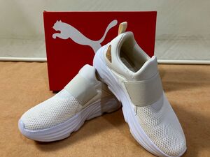 ◆HZ78 プーマ スニーカー　レディース　サイズ24.5cm　PUMA SOFTFOAM　レディースシューズ◆T